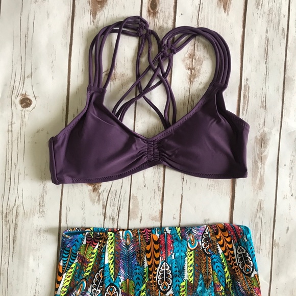 ☀️⬇️Last 1 left- Bikini Top & High Waist Bottom - Picture 5 of 8